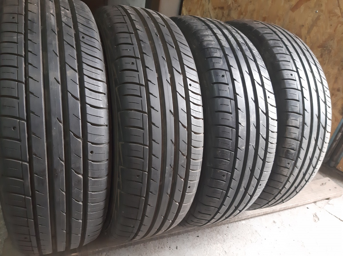 Придбати вживані шини Falken Zier Ze 914 205/70 R 14