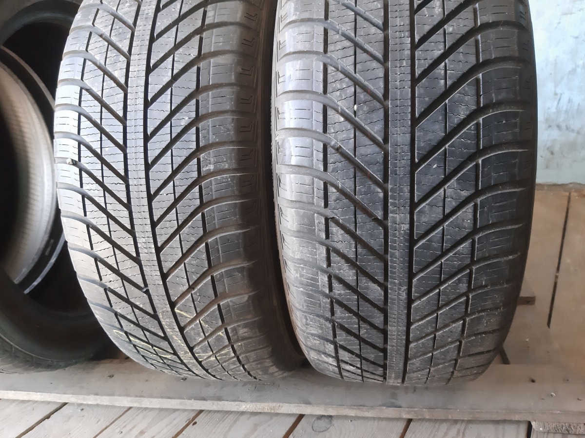 Придбати вживані шини Good Year Vector 4 Seasons    . 225/50 R 17