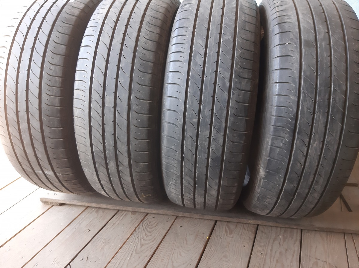 Придбати вживані шини Dunlop SP Sport Maxx 050   235/55 R 20
