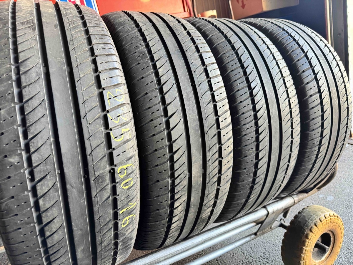 Придбати вживані шини Semperit Comfort-Life 2  235/60 R 16