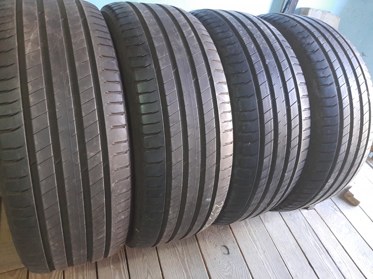 Придбати вживані шини Michelin Latitude Sport 3   235/55 R 19