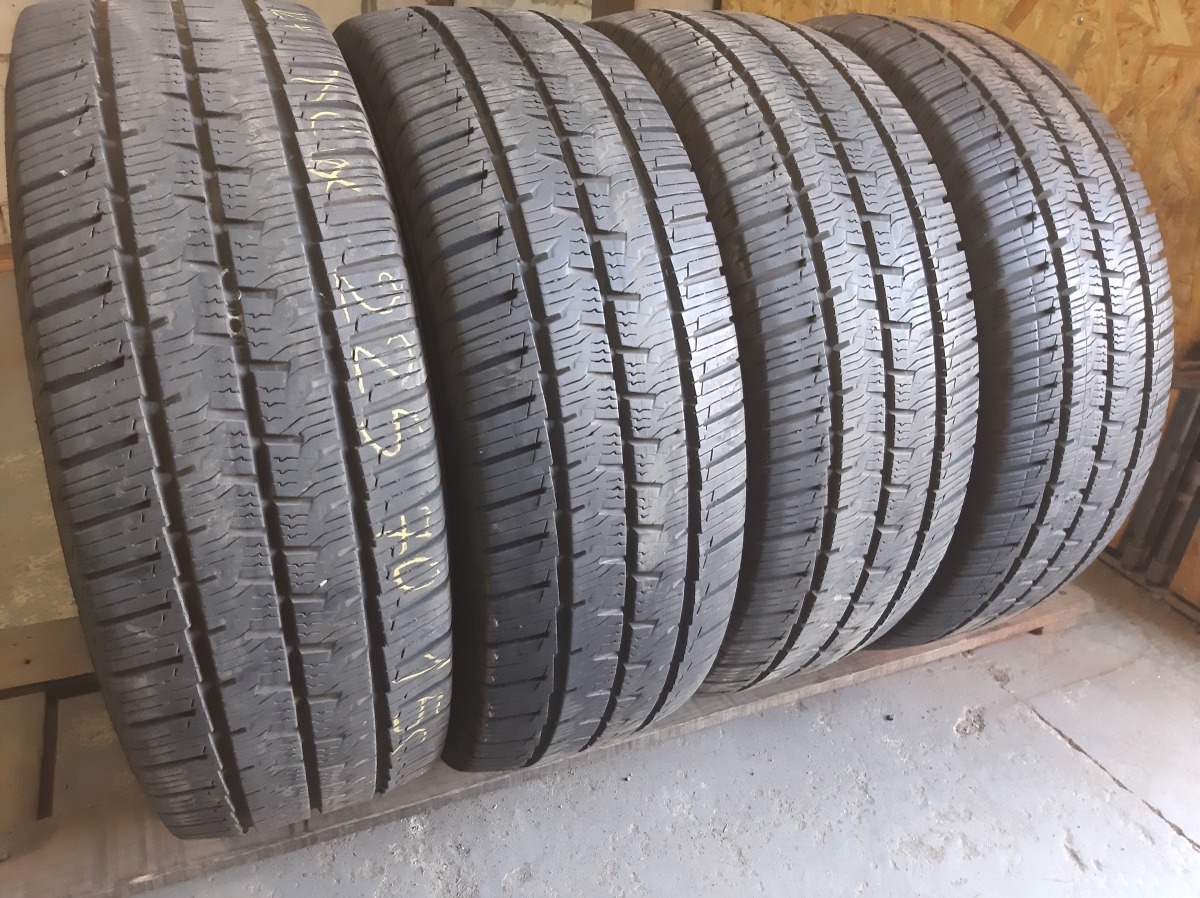 Придбати вживані шини Continental VanContact 4Season 225/70 R 15C