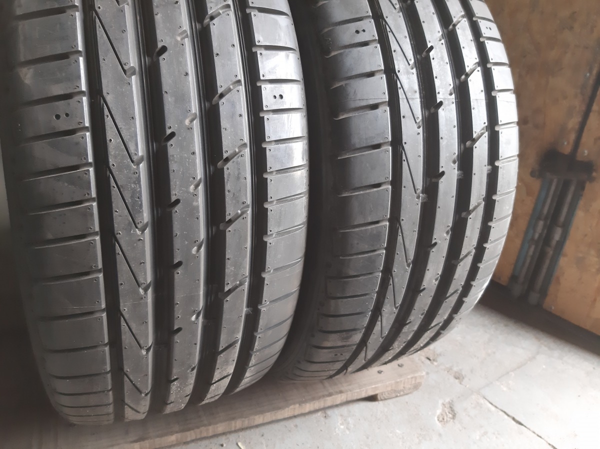 Придбати вживані шини Hankook Ventus S1 Evo 2.   235/45 R 17