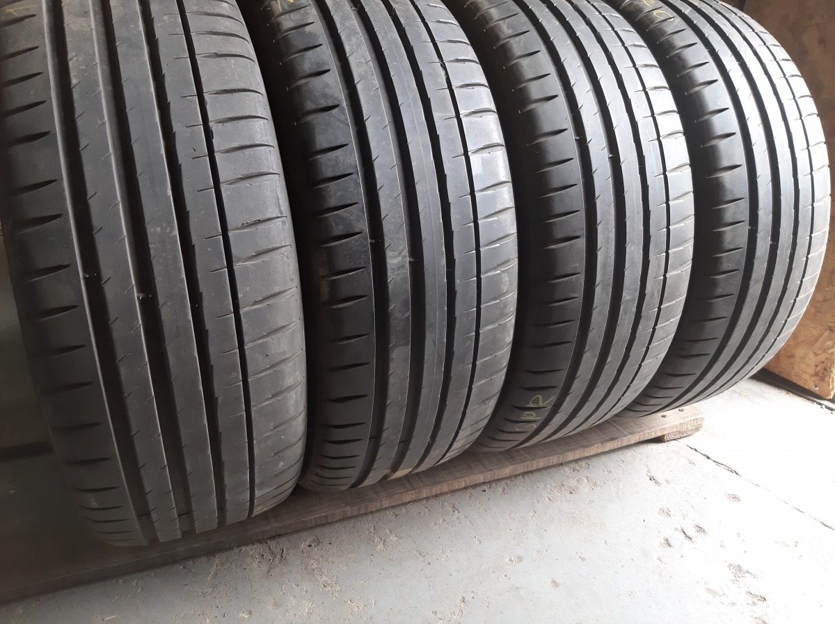 Придбати вживані шини Michelin Pilot Sport 4   225/45 R 19