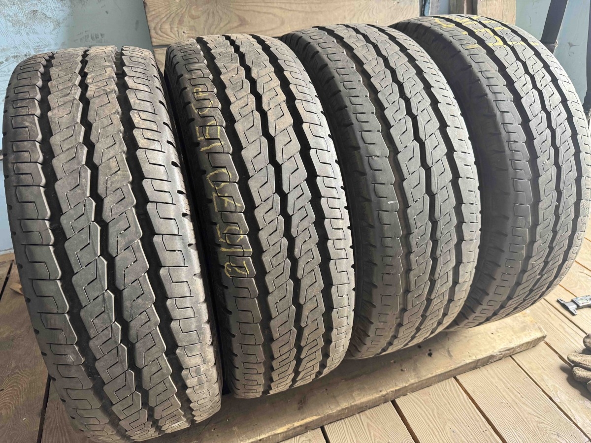 Придбати вживані шини Continental VancoCamper 215/70 R 15C