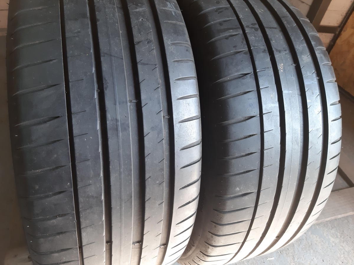 Придбати вживані шини Michelin Pilot Sport 4    245/40 R 18