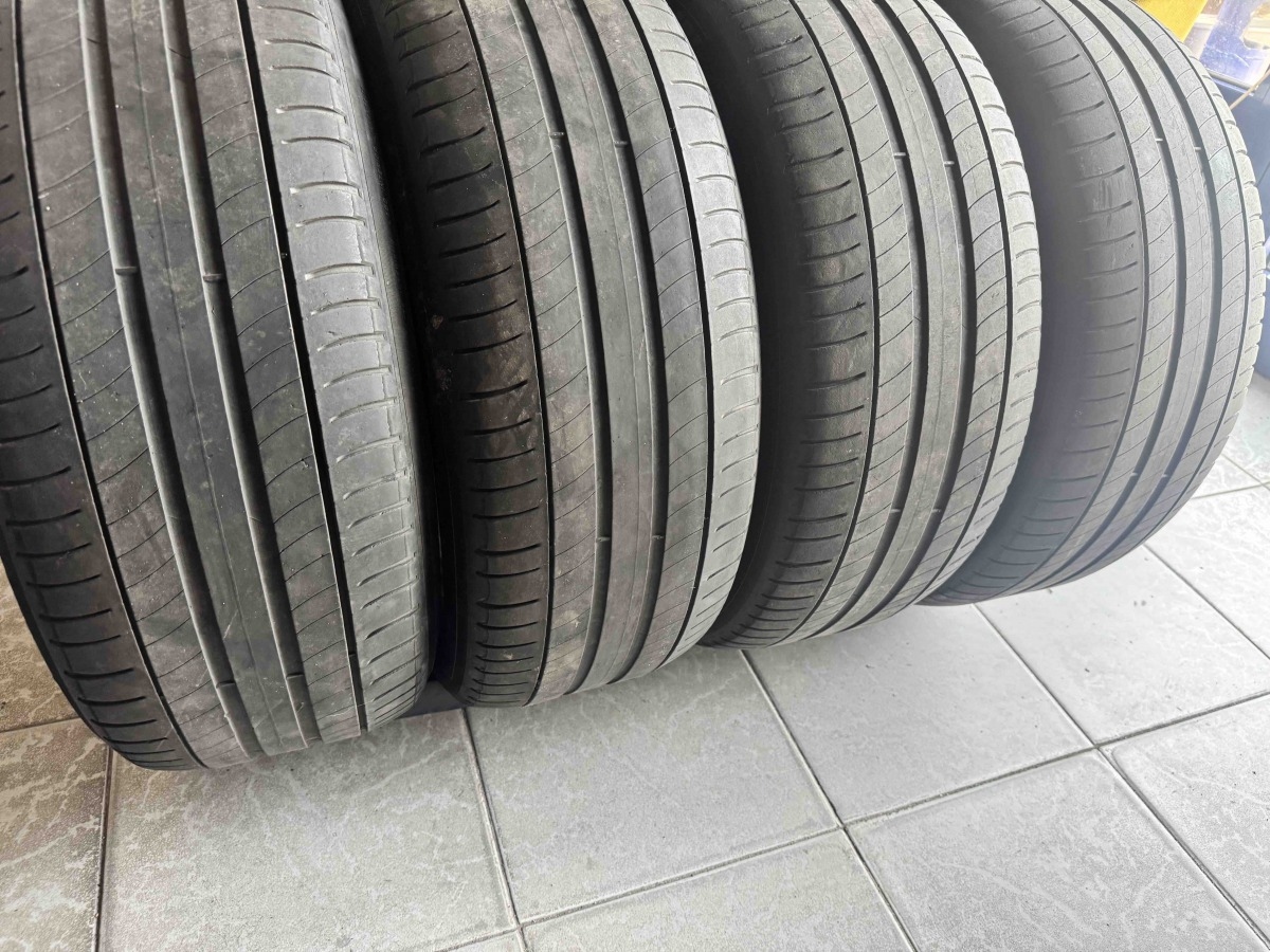 Придбати вживані шини Michelin Primacy 3    225/55 R 17