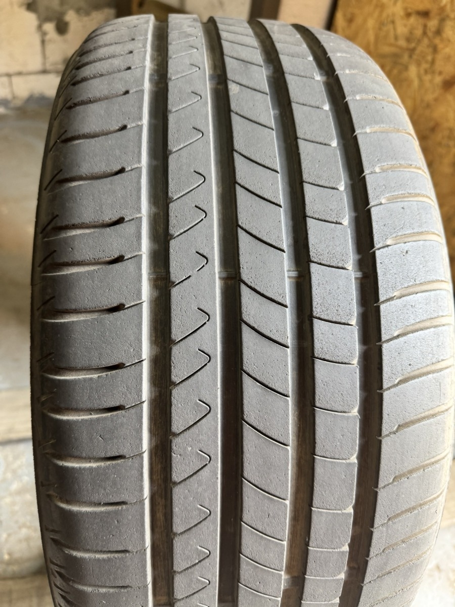 Придбати вживані шини Saetta Touring 2 235/45 R 17