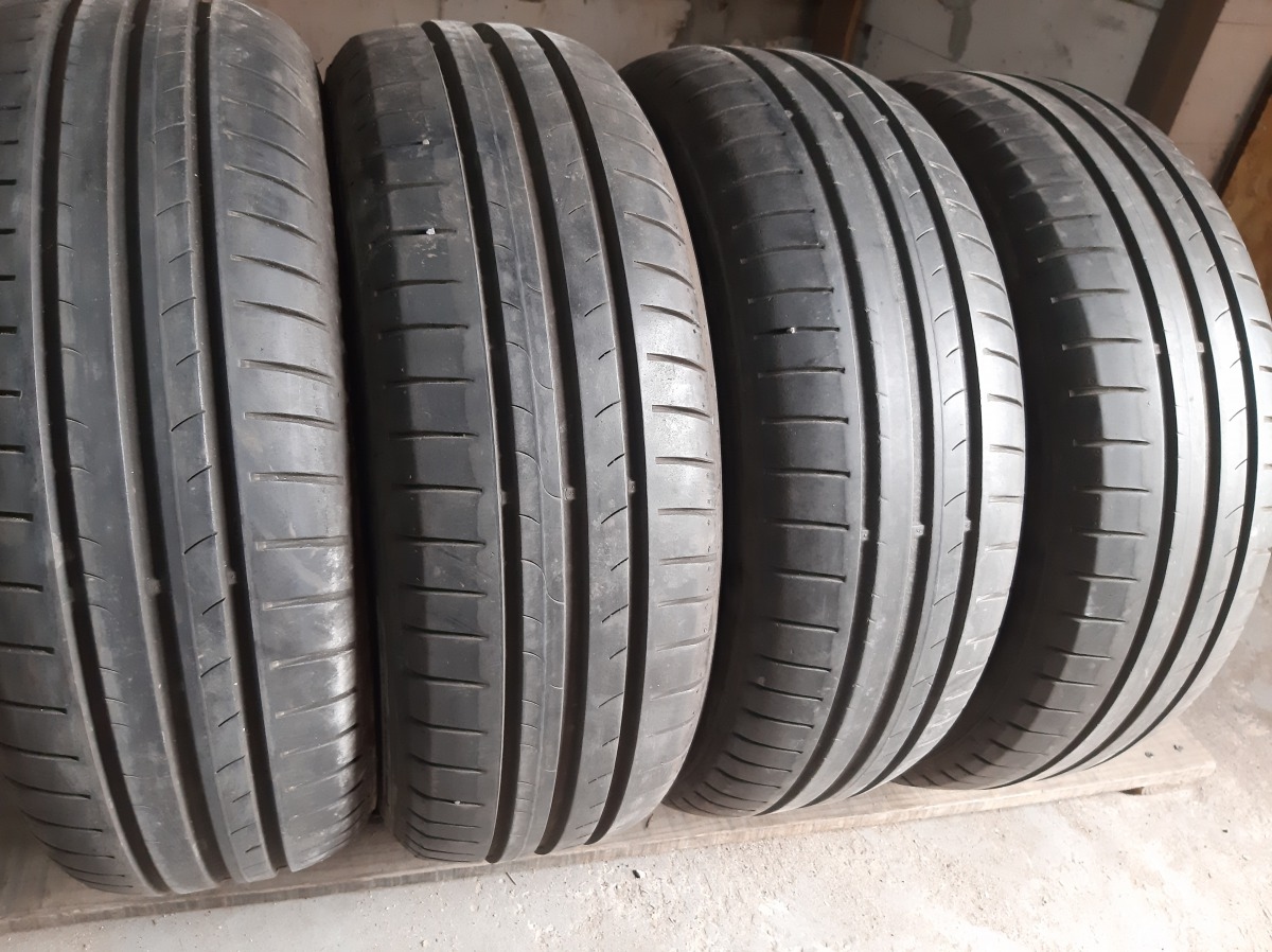 Придбати вживані шини Dunlop Sport Blue Response 195/65 R 15
