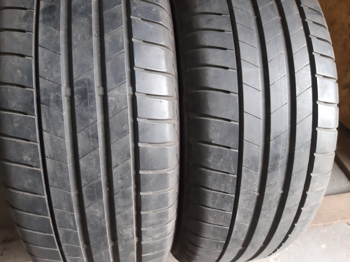 Придбати вживані шини Bridgestone Turanza T005  225/60 R 17