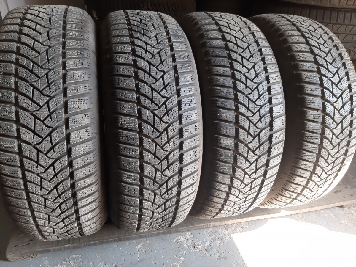 Придбати вживані шини Dunlop Winter Sport 5 215/65 R 16