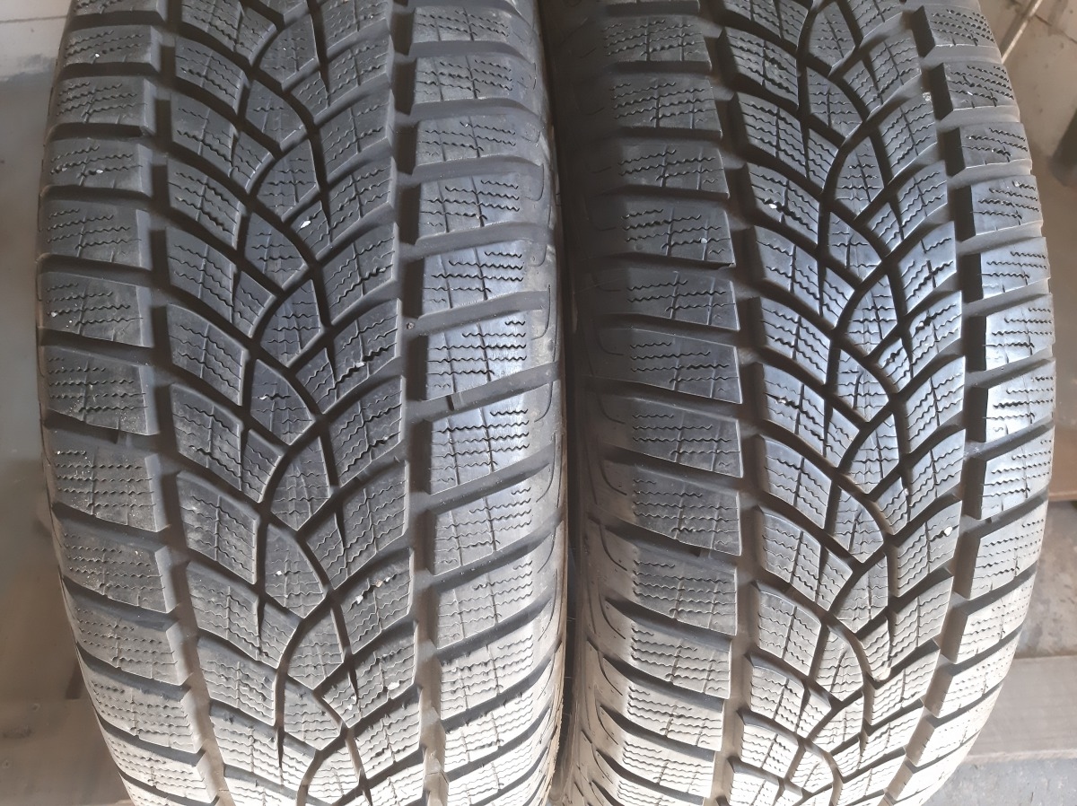 Придбати вживані шини GoodYear Ultra Grip Perfomance 215/65 R 16