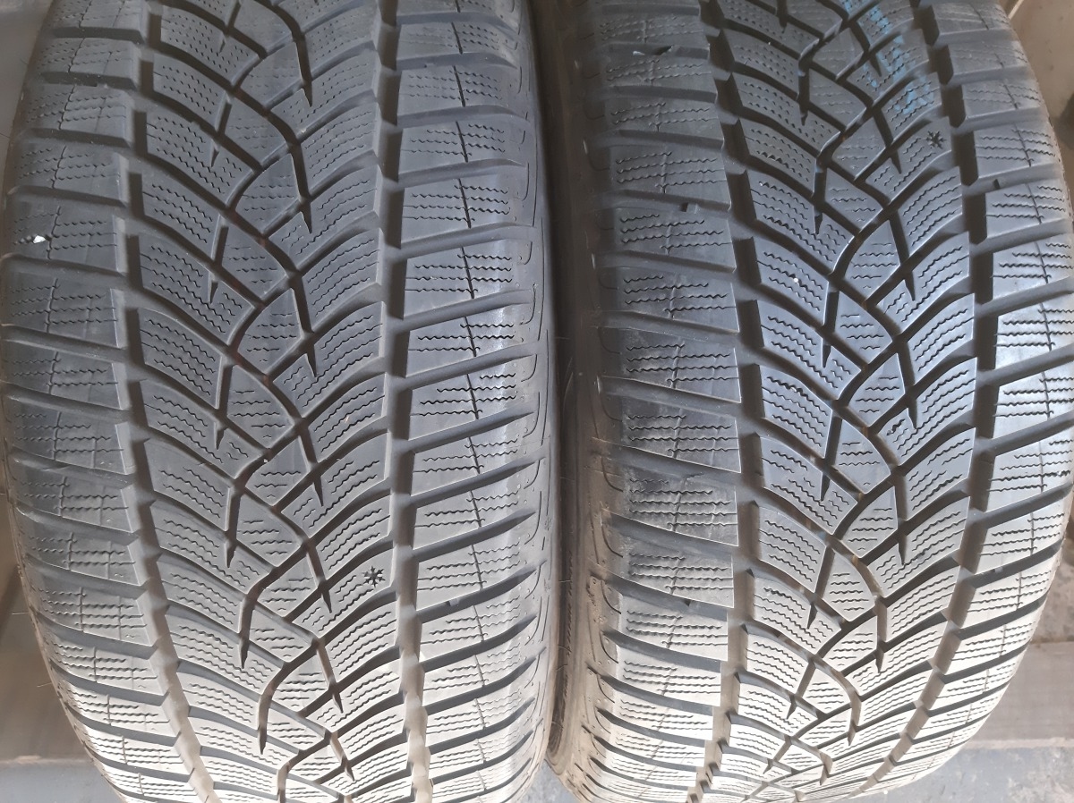 Придбати вживані шини GoodYear Ultra Grip Performance 225/45 R 17