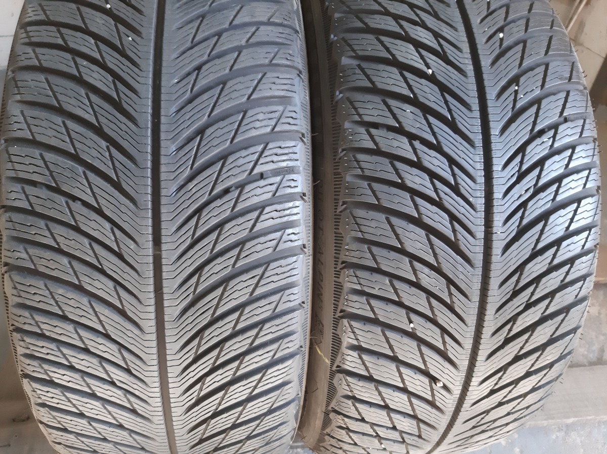 Придбати вживані шини Michelin Pilot Alpin5 235/40 R 18