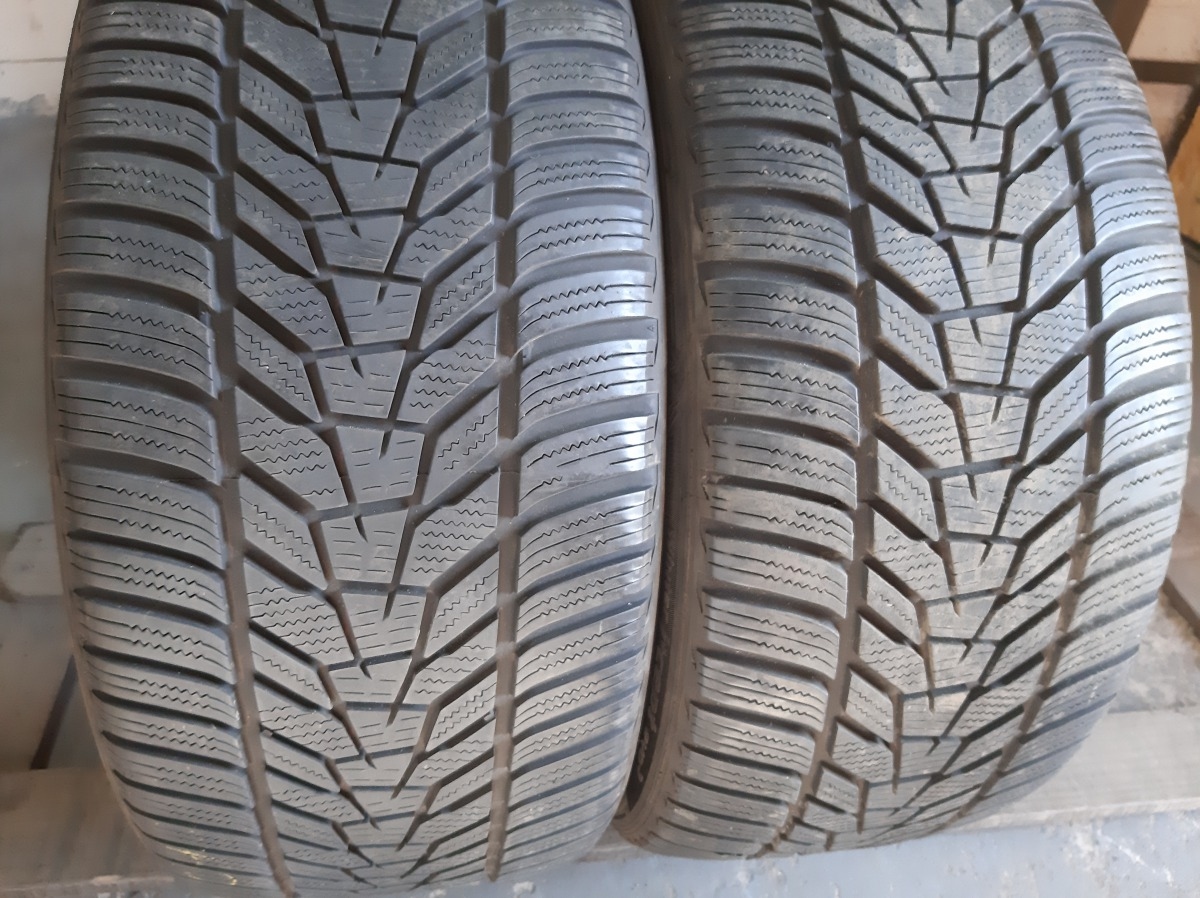 Придбати вживані шини Hankook Winter I cept evo 3 245/40 R 18