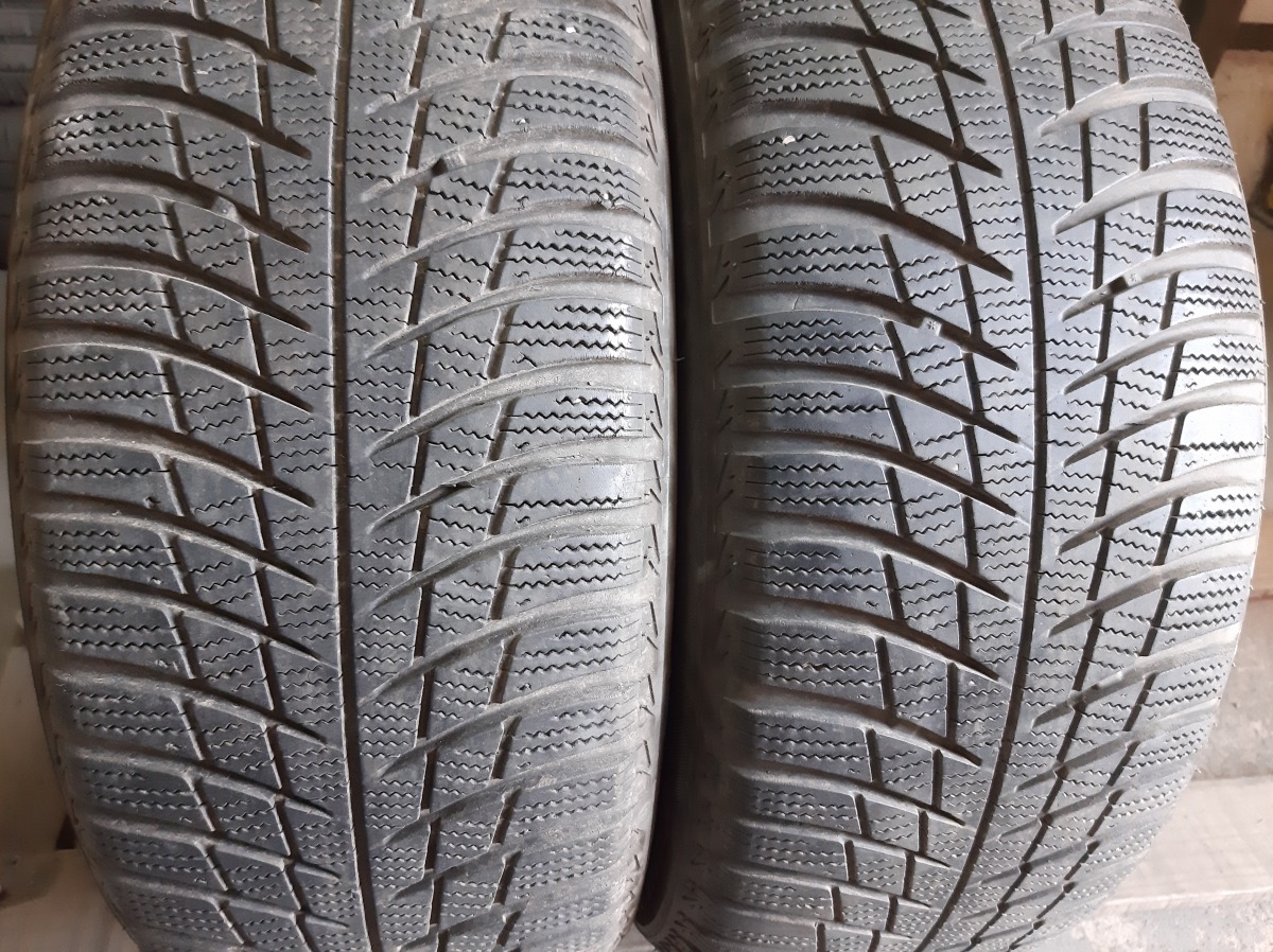 Придбати вживані шини Bridgestone Blizzak LM-001   … 205/55 R 16