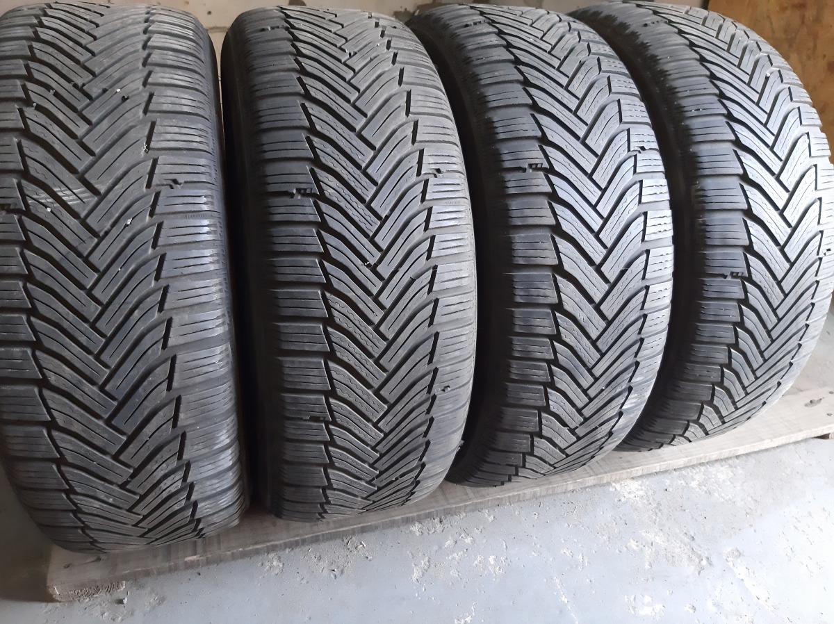 Придбати вживані шини Michelin Alpin A6    . 215/60 R 16