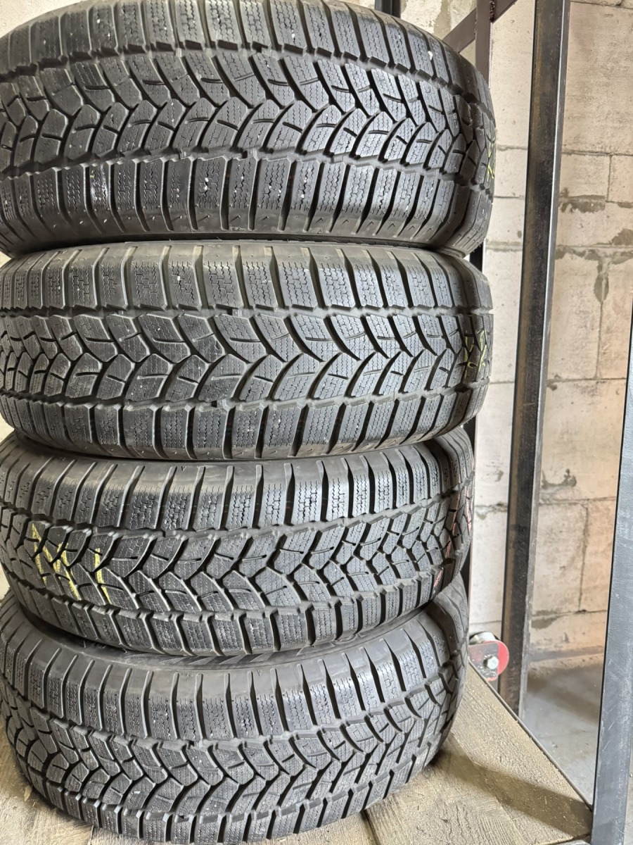 Придбати вживані шини Firestone Winterhawk 3 … 215/60 R 16