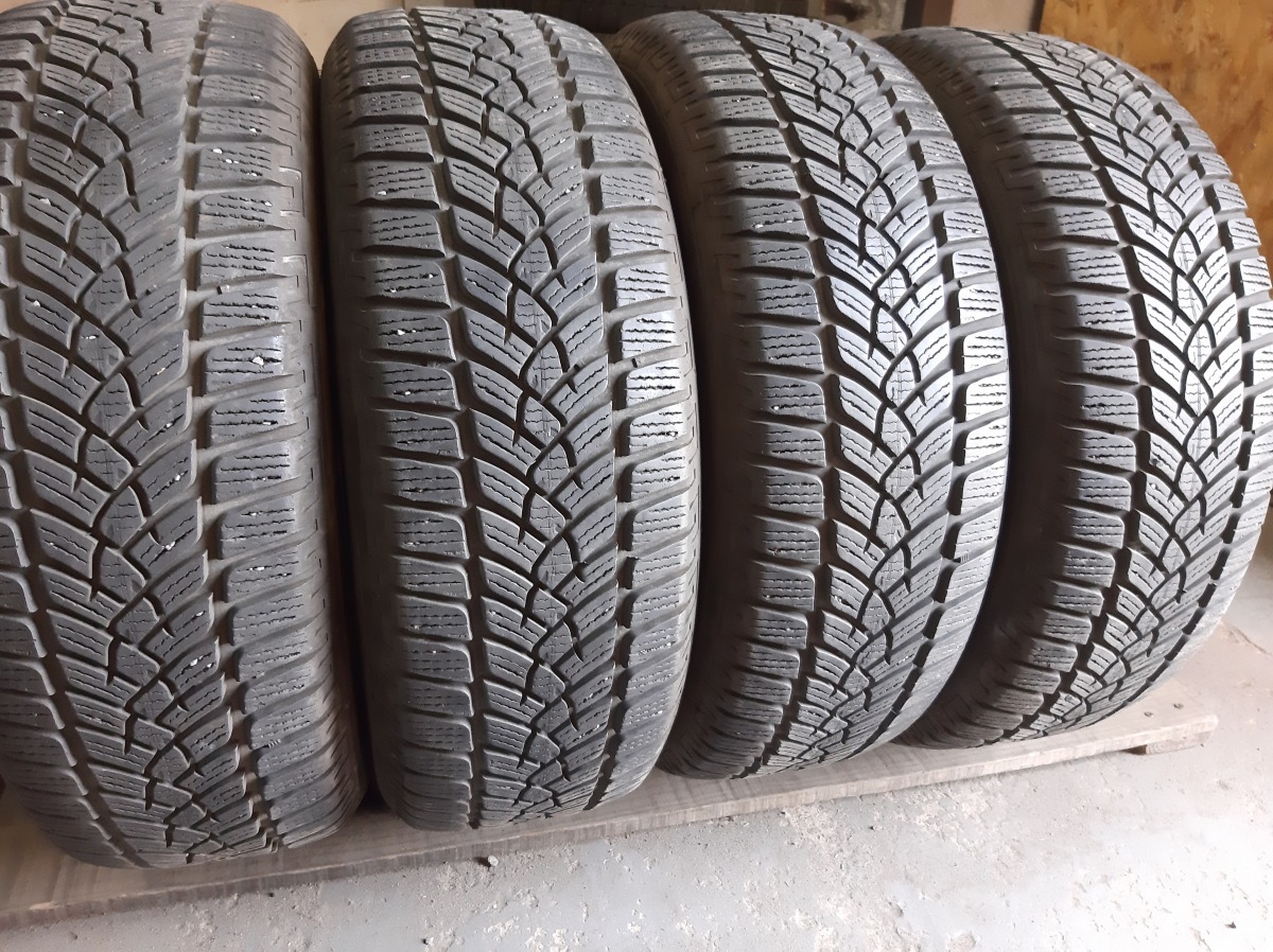 Придбати вживані шини Fulda Kristall Control HP 2   215/65 R 16