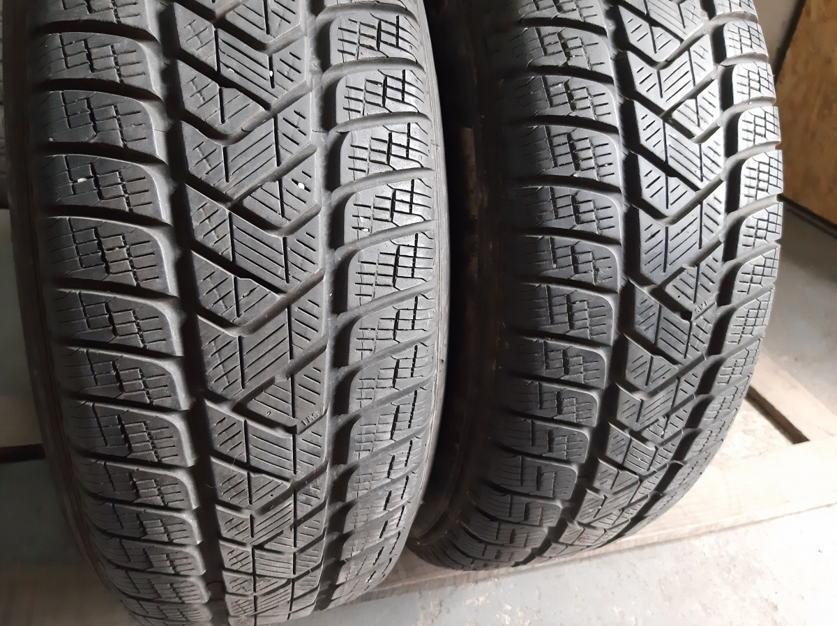 Придбати вживані шини Pirelli Scorpion Winter   215/65 R 16