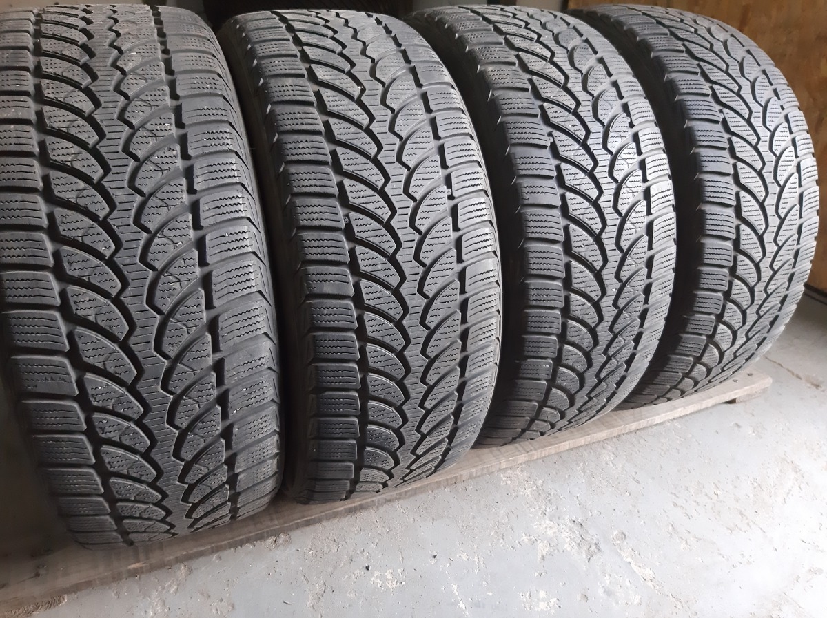 Придбати вживані шини Bridgestone Blizzak LM-32   225/50 R 17