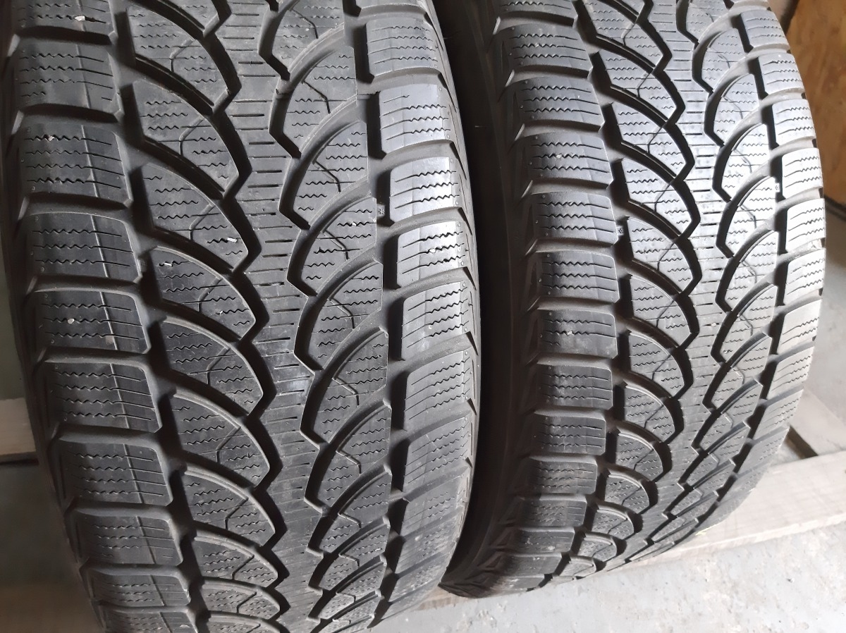 Придбати вживані шини Bridgestone Blizzak LM-32  … 225/50 R 17