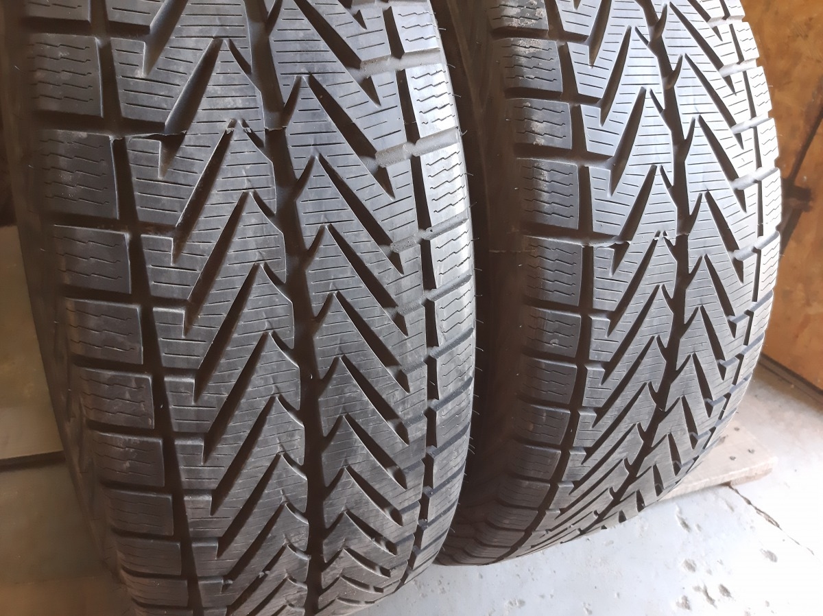 Придбати вживані шини Vredestein Wintrac 4 Xtreme    . 255/55 R 19