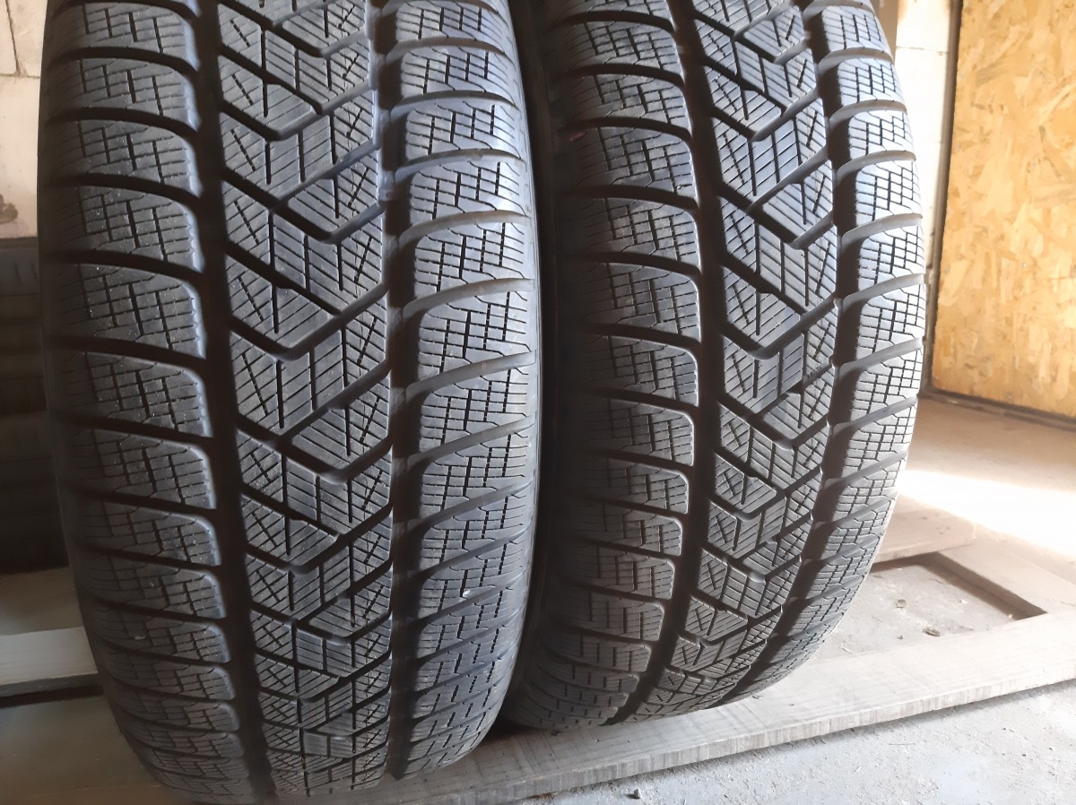 Придбати вживані шини Pirelli Scorpion Winter      235/55 R 18