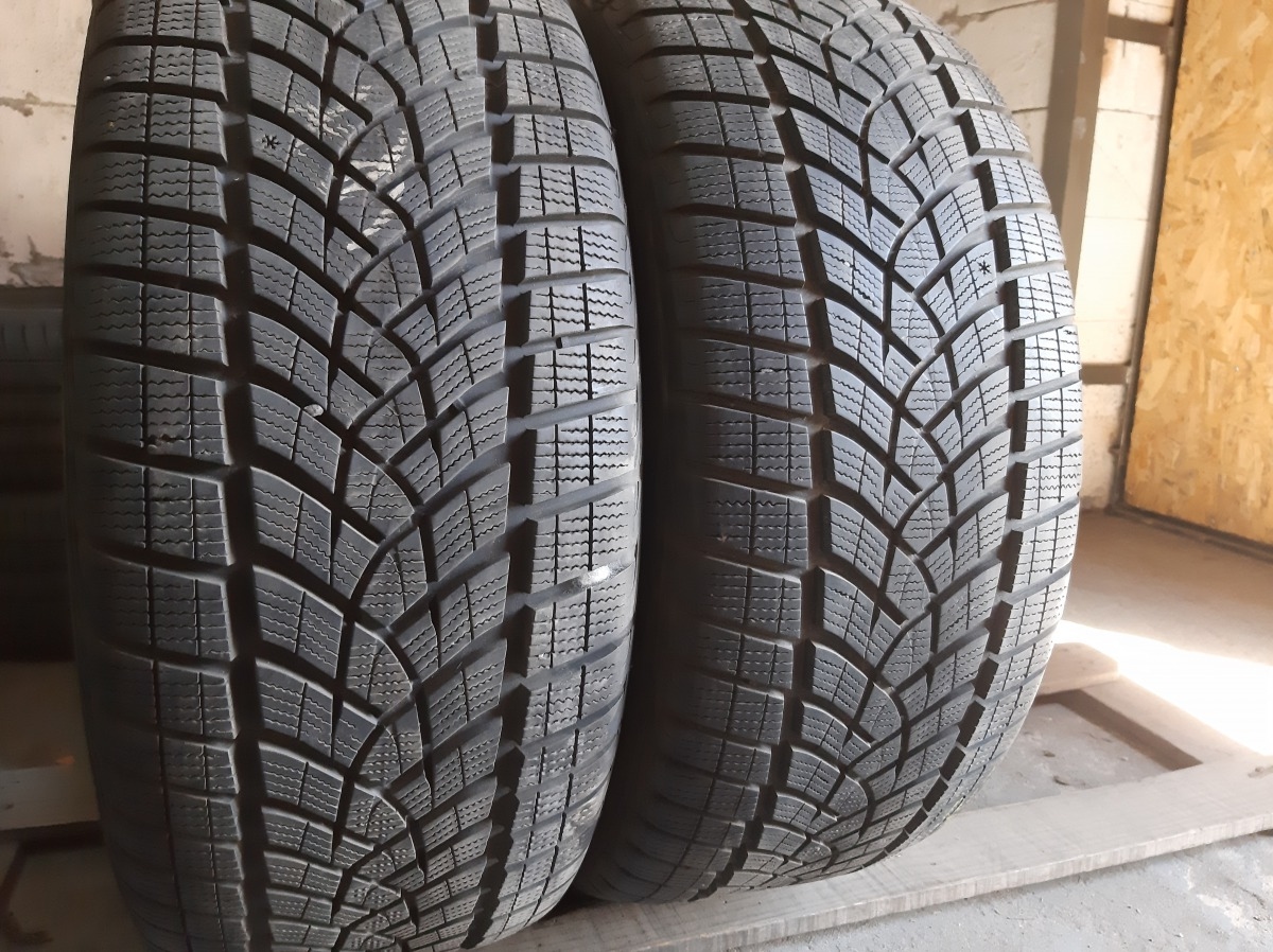 Придбати вживані шини Good Year Ultra Grip   .  255/50 R 19