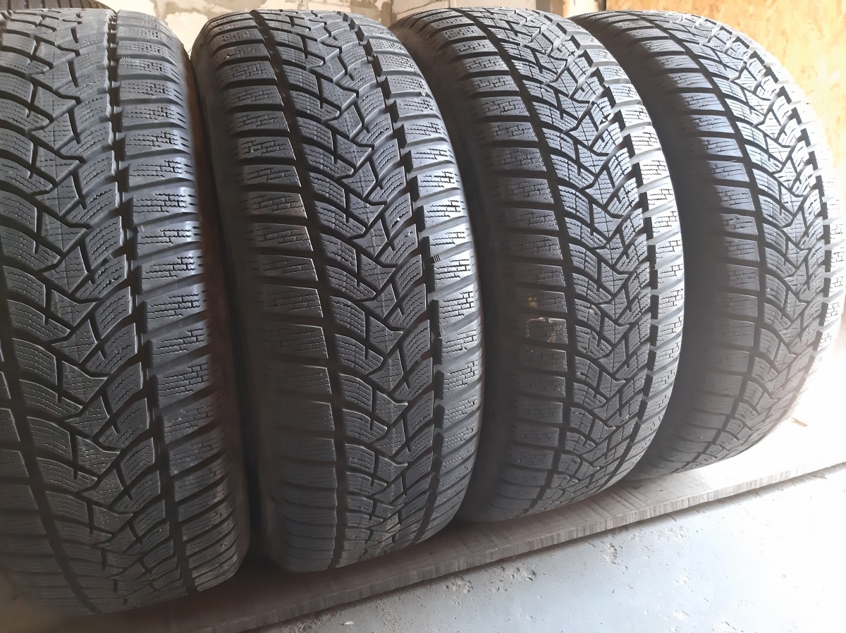 Придбати вживані шини Dunlop Winter Sport 5 .  …  215/60 R 16