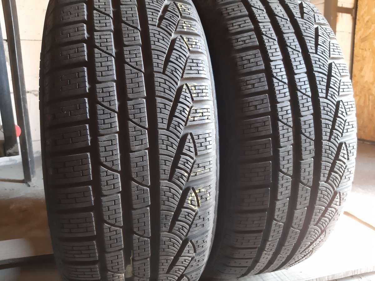 Придбати вживані шини Pirelli Sottozero Winter 210   . . . 225/60 R 16
