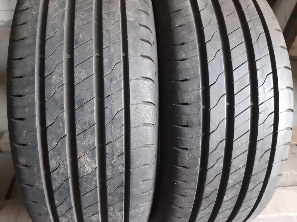 Придбати вживані шини GoodYear Efficient Grip  .  .  205/50 R 17