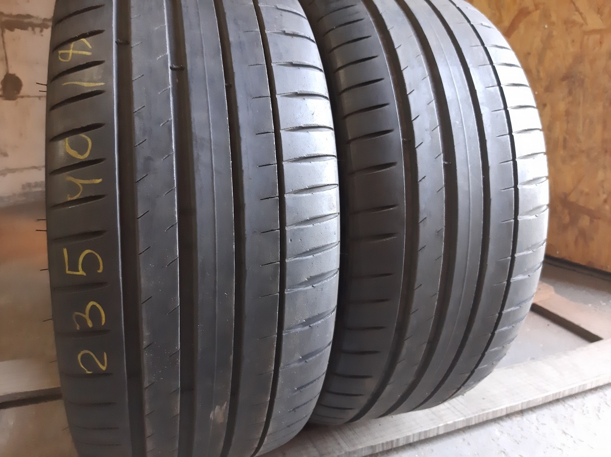 Придбати вживані шини Michelin Pilot Sport 4     235/40 R 18
