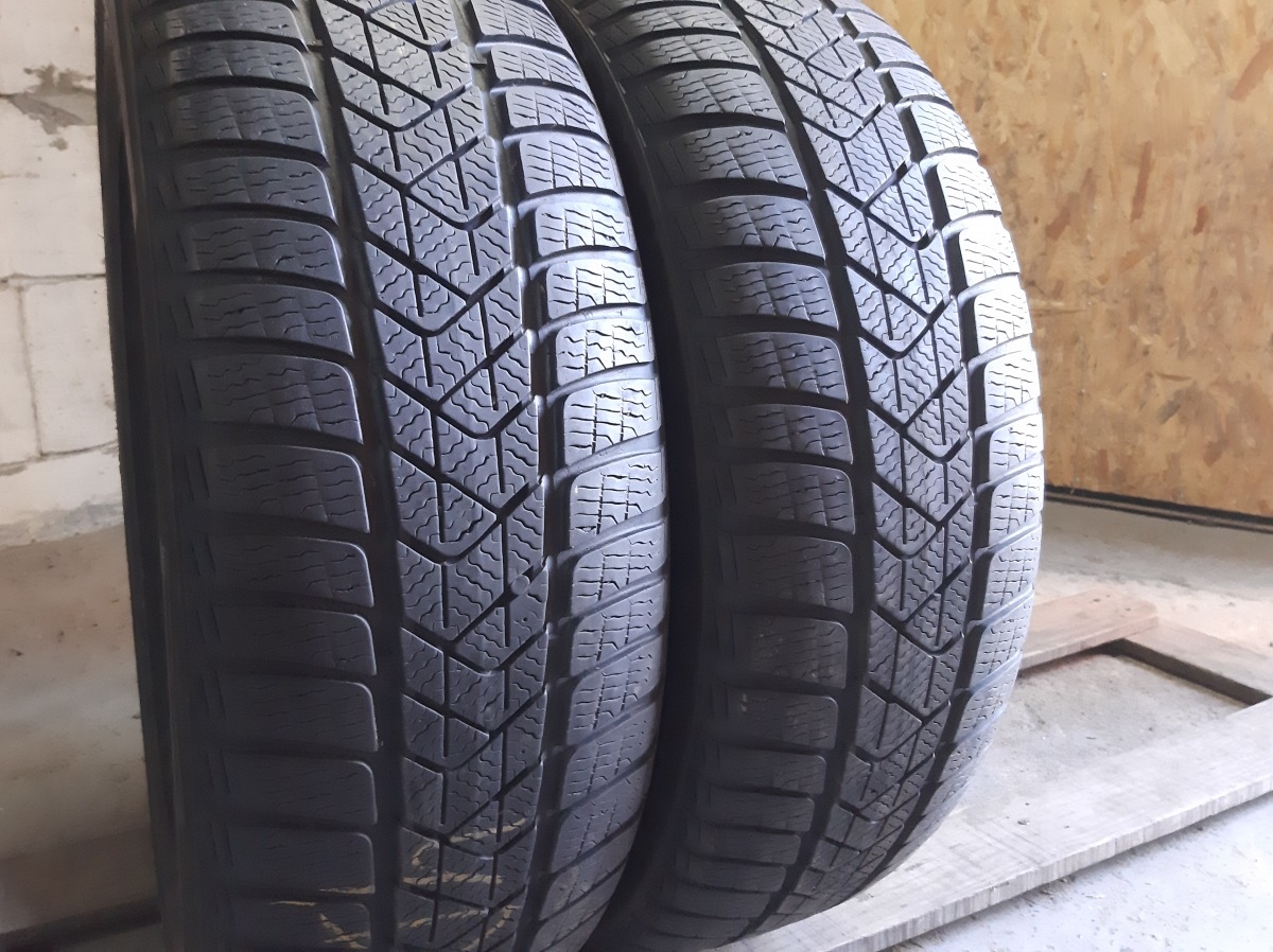 Придбати вживані шини Pirelli Sottozero3     205/55 R 17