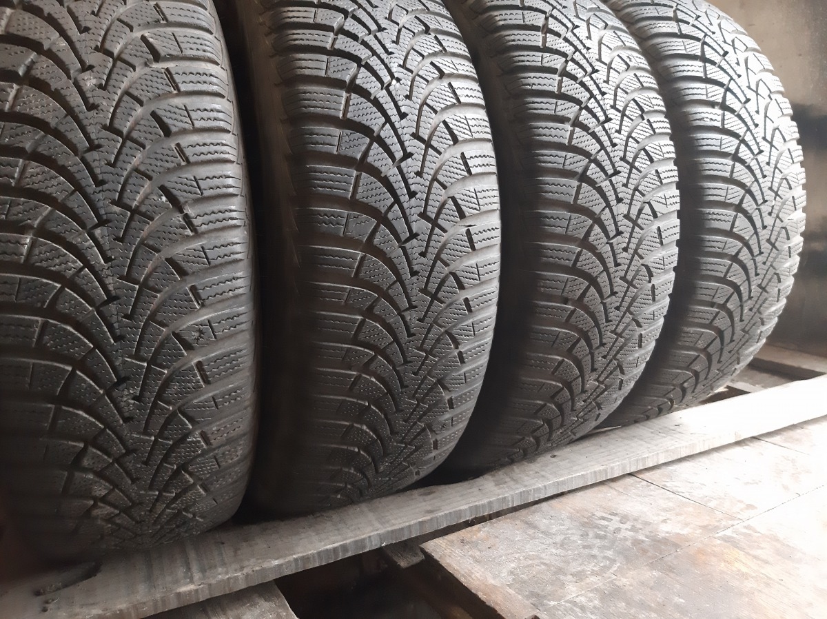 Придбати вживані шини GoodYear Ultra Grip 9      195/55 R 16