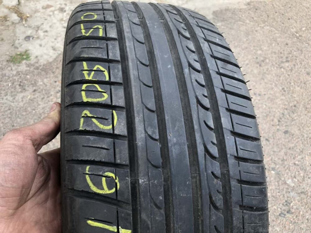 Вживані шини з Європи Dunlop SpSportFastResponse 205/50 R 15