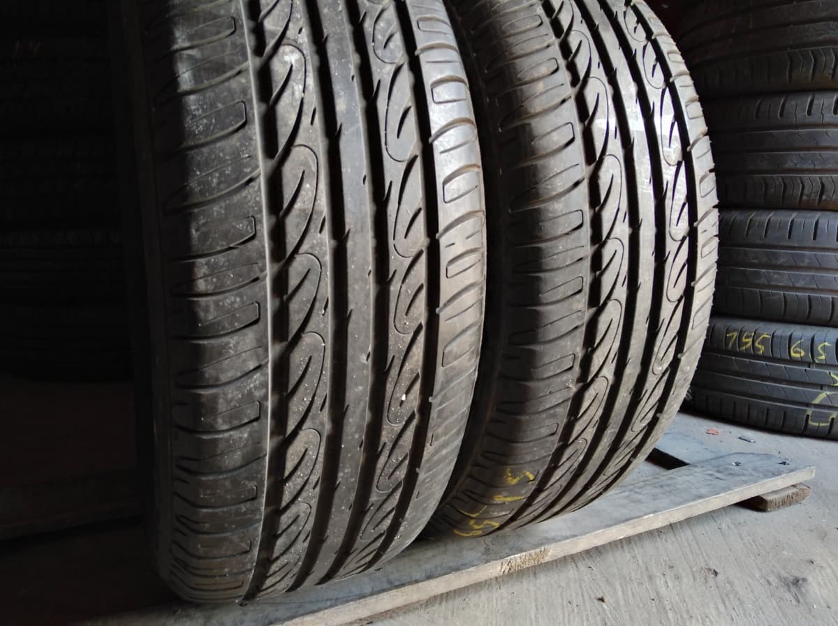 Вживані шини з Європи Firestone TZ 300 d 215/65 R 15