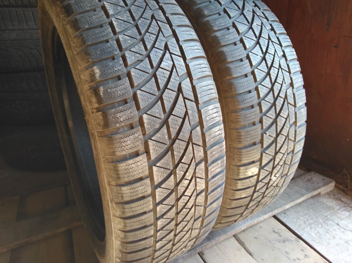 Вживані шини з Європи Hankook Kinergy 4s 215/55 R 18