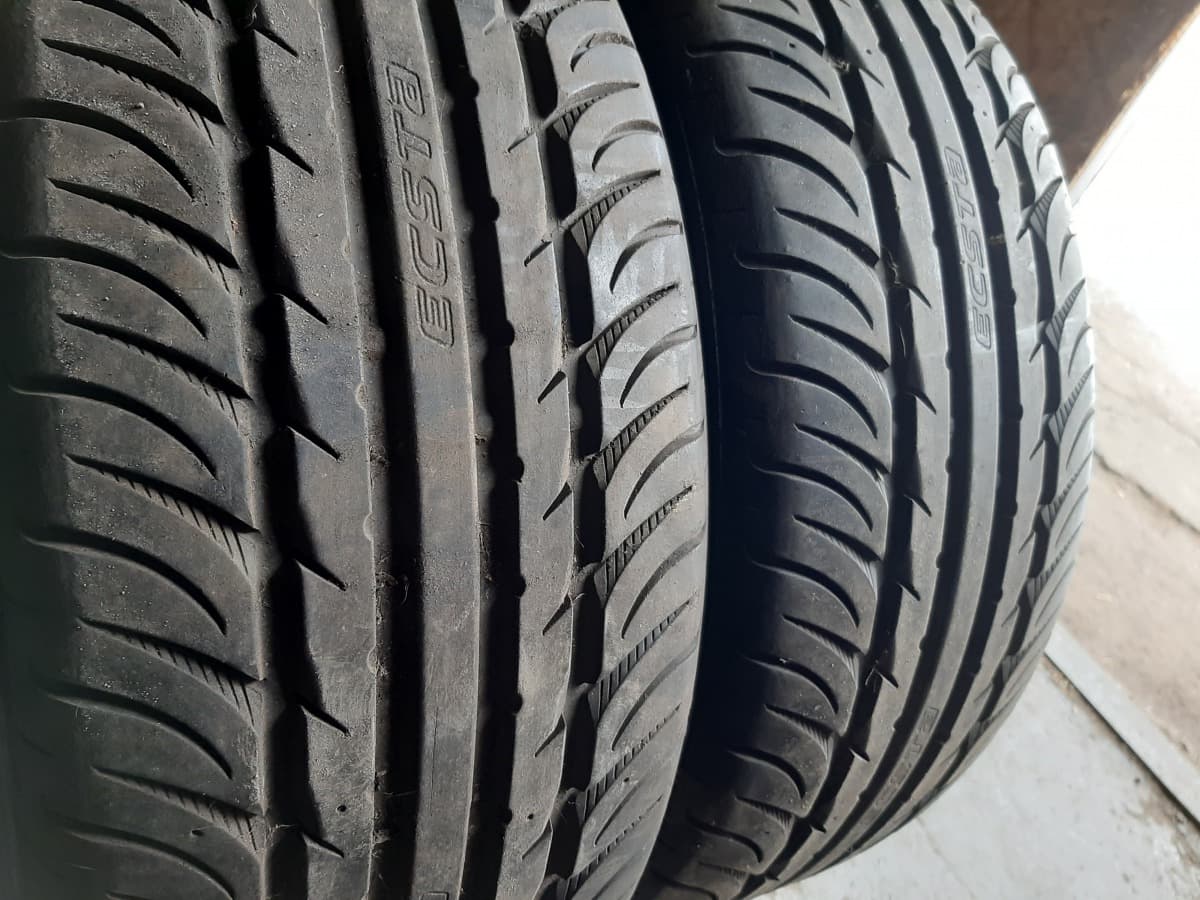 Вживані шини з Європи Kumho Ecsta SPT 235/60 R 16