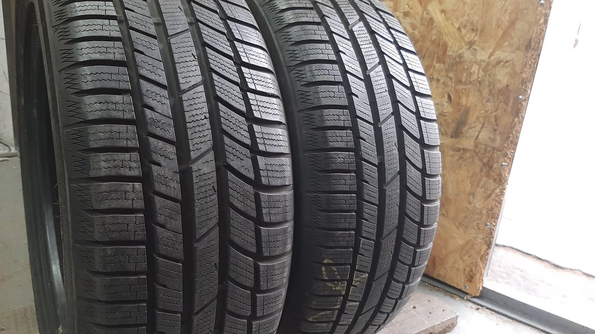 Вживані шини з Європи Toyo Snowprox S 954 215/55 R 17