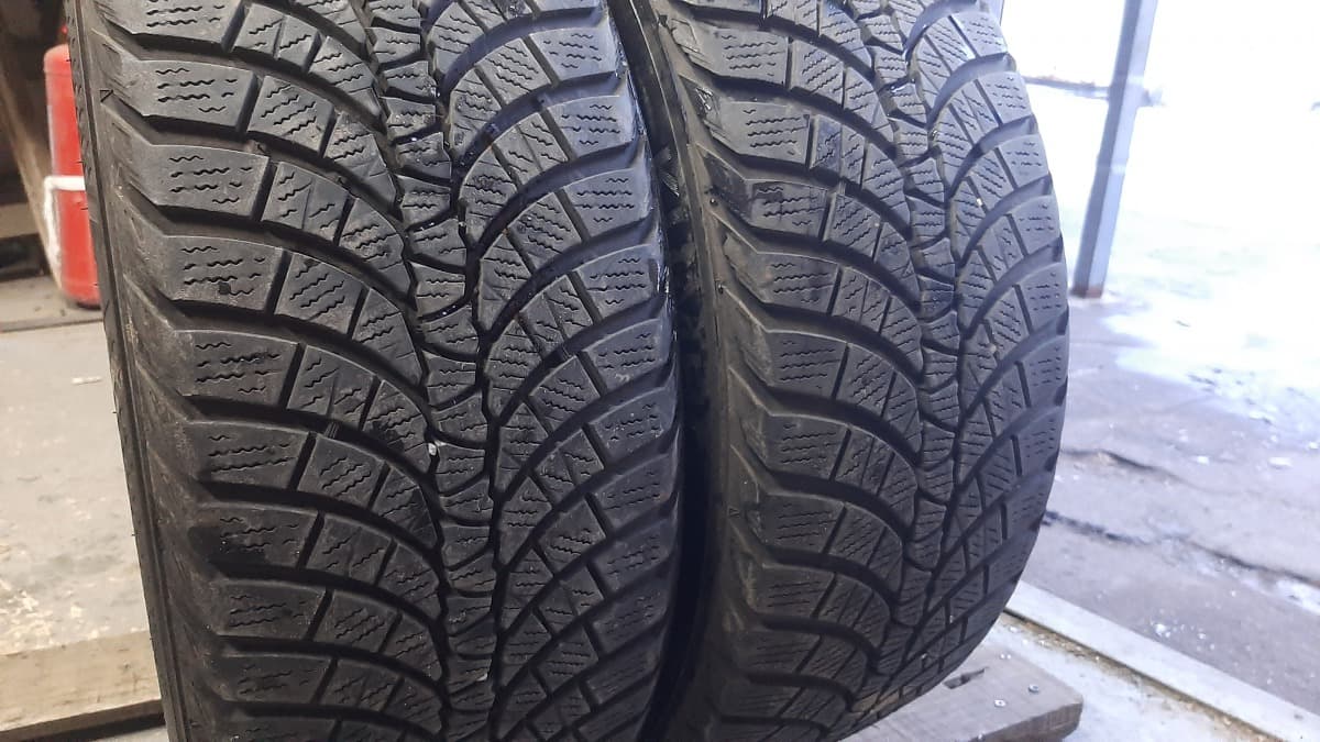 Вживані шини з Європи Kumho WinterCruftWPT1 225/45 R 18