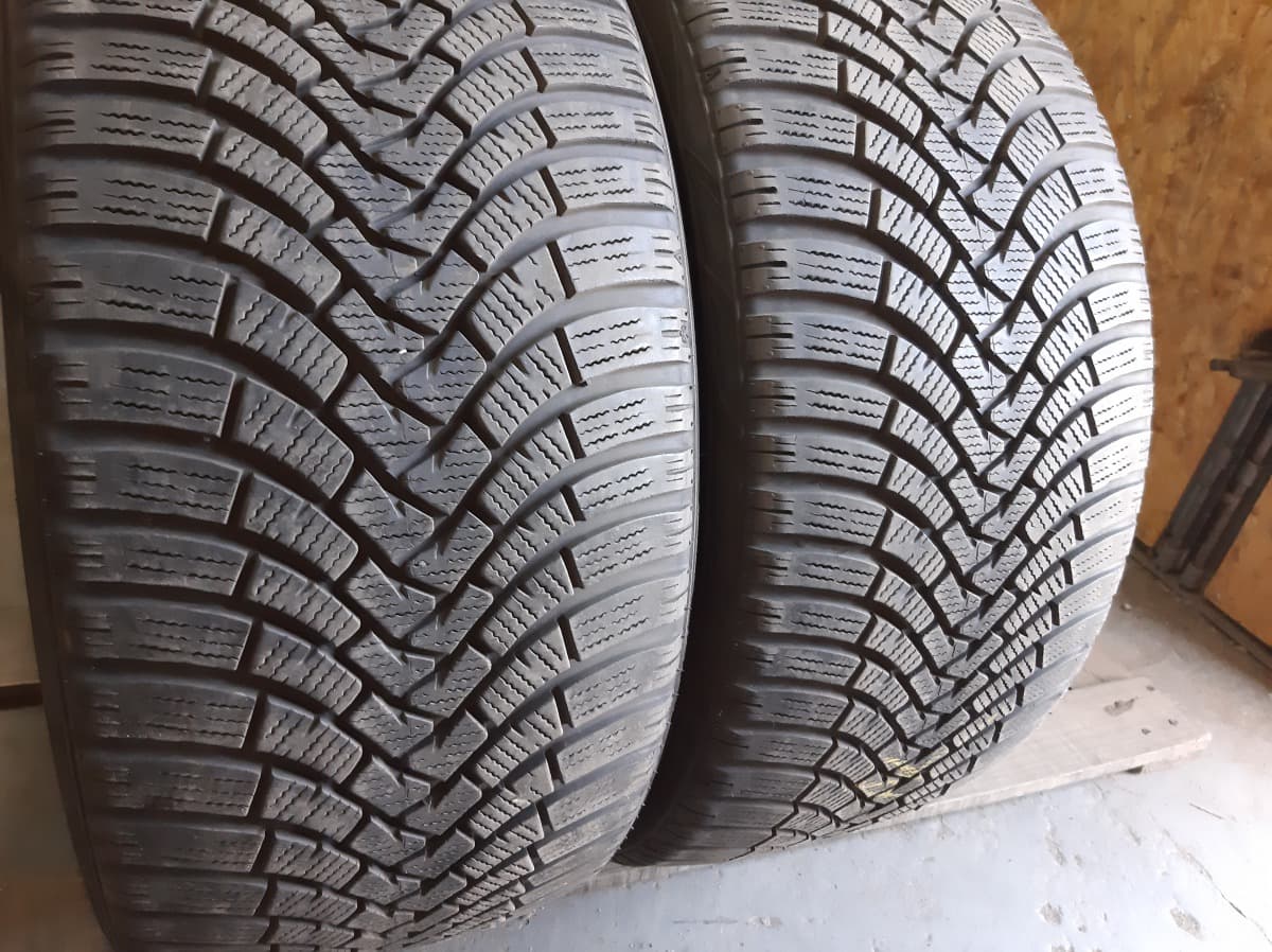 Вживані шини з Європи Falken Eurowinter HS 01 255/35 R 20