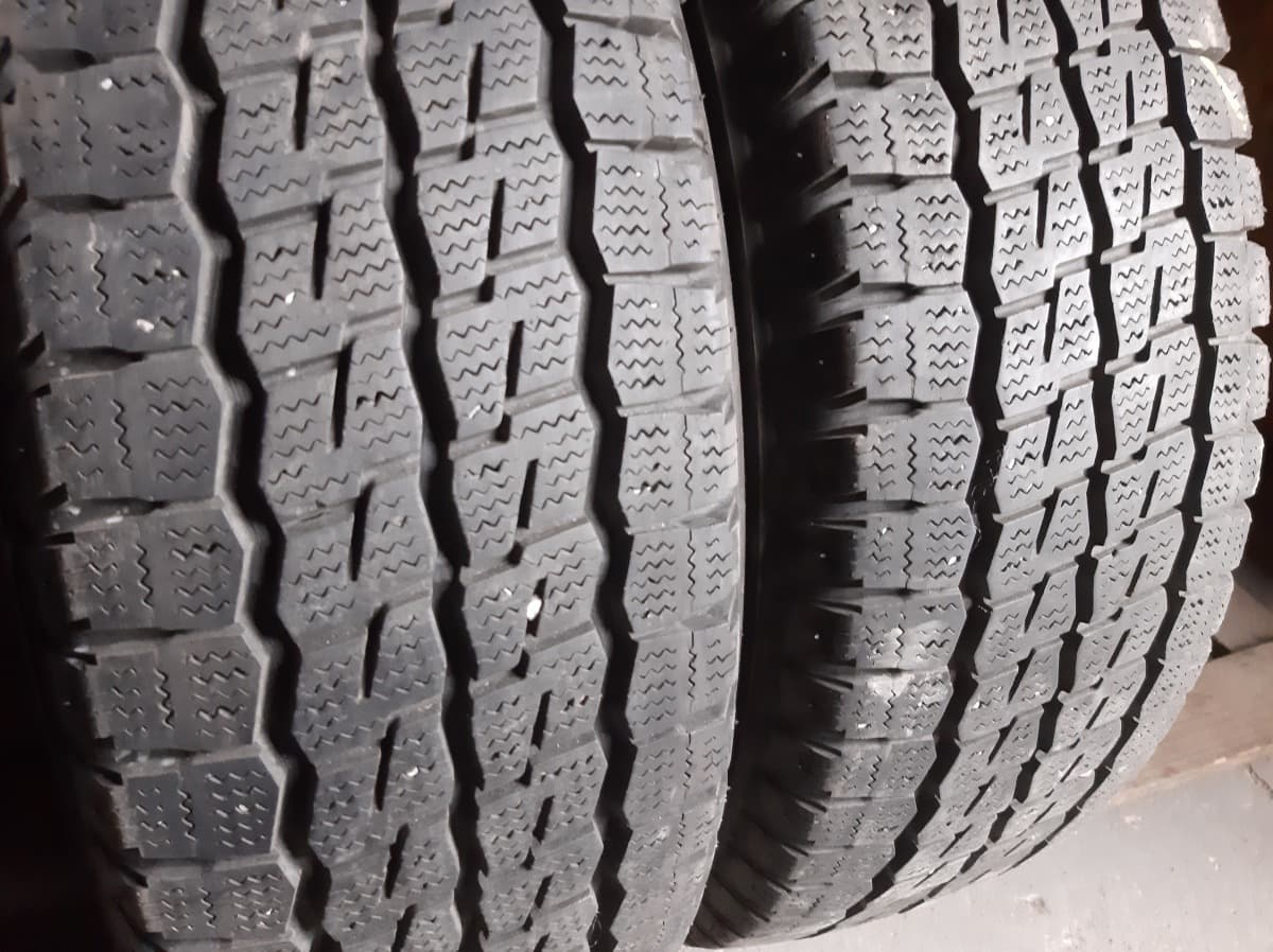 Вживані шини з Європи Firestone Winterhawk Winter 215/70 R 15C