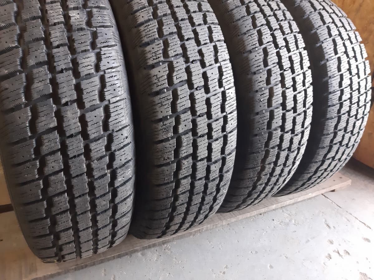 Вживані шини з Європи Cooper WeatherMasterST2 205/70 R 15