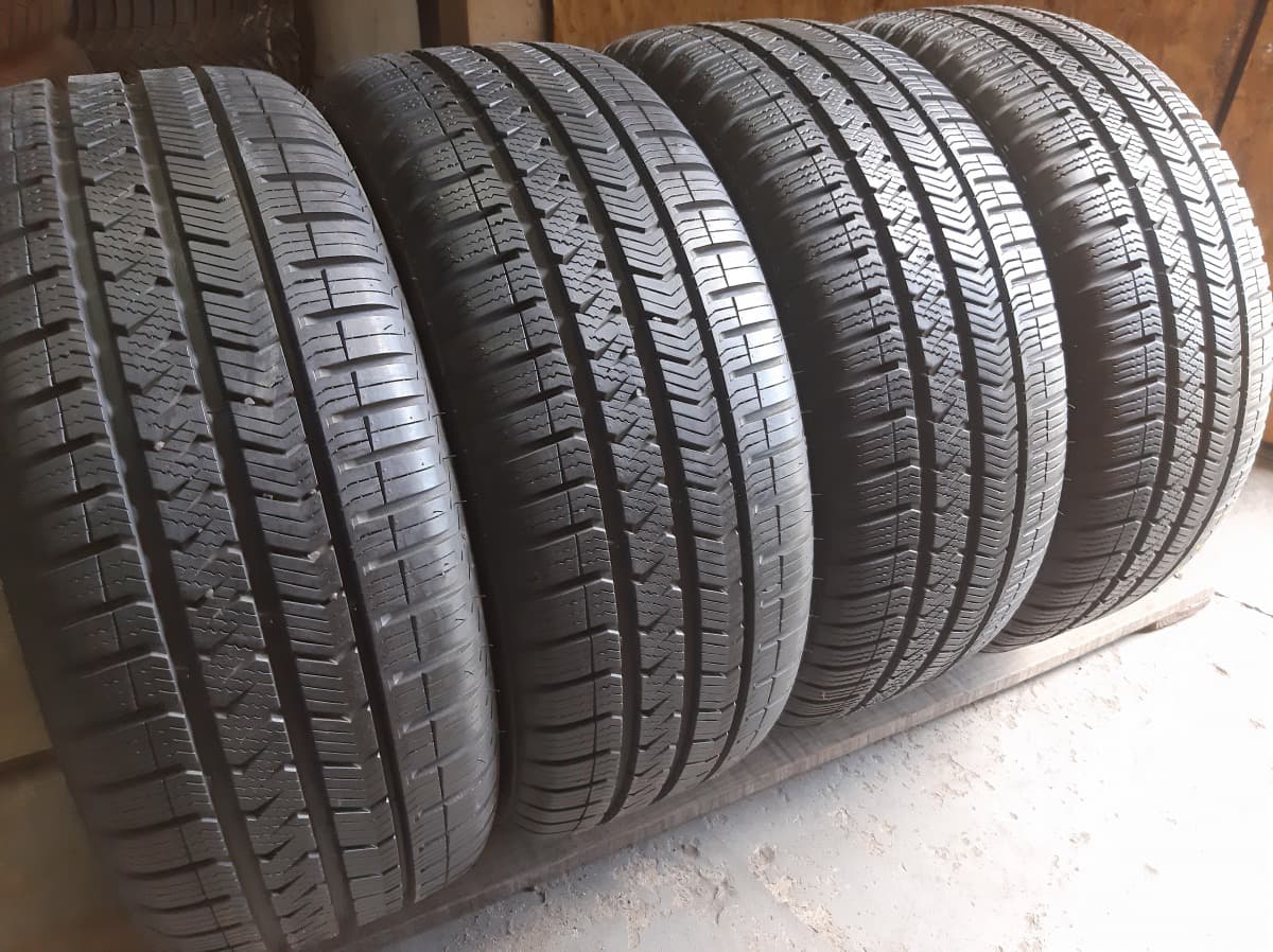 Вживані шини з Європи Vredestein Quatrac 5  195/50 R 15