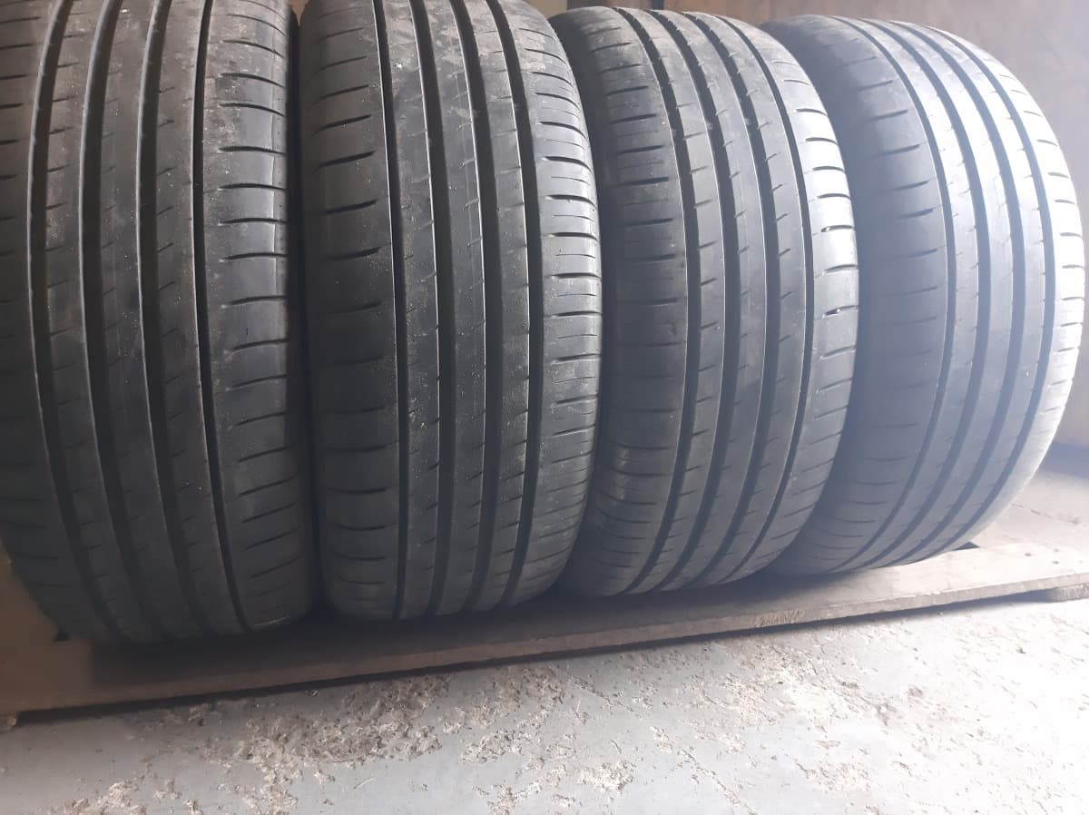 Вживані шини з Європи Nexen Nfera RU1 SUV  . .  225/50 R 17