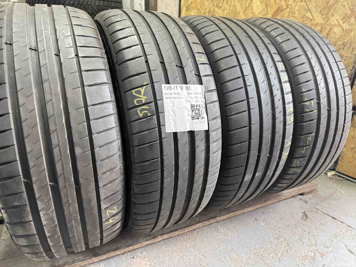 Вживані шини з Європи Michelin Pilot Sport 4   235/45 R 18