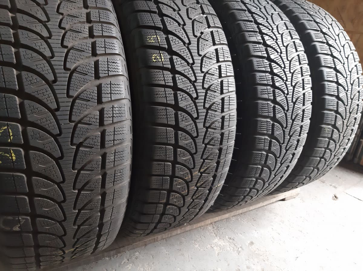 Вживані шини з Європи Bridgestone Blizzak LM-80 EVO  …    235/60 R 18
