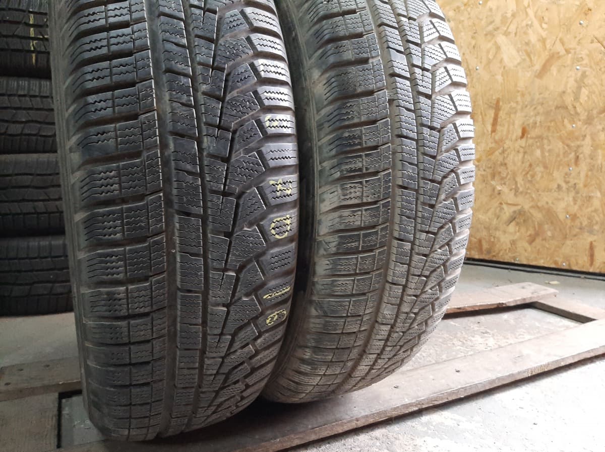 Вживані шини з Європи Hankook Winter I Cept evo 2 suv .    .  215/70 R 16