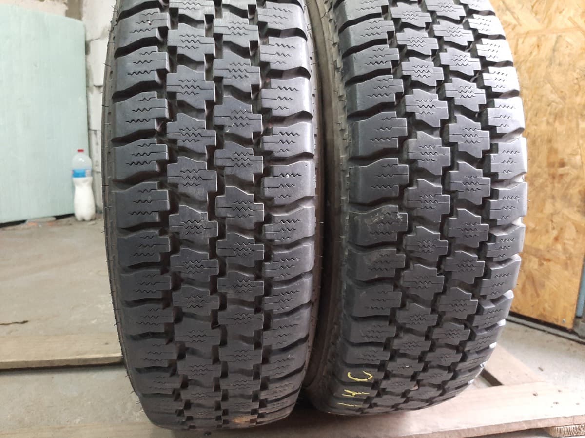 Вживані шини з Європи Uniroyal CMS-Plus 215/0 R 14C